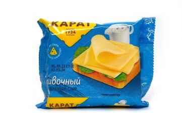 Карат Сыр плавленный сливочный ломтики 130г Россия