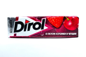 Дирол Жевательная резинка 13,6г Россия (клубника и черешня)